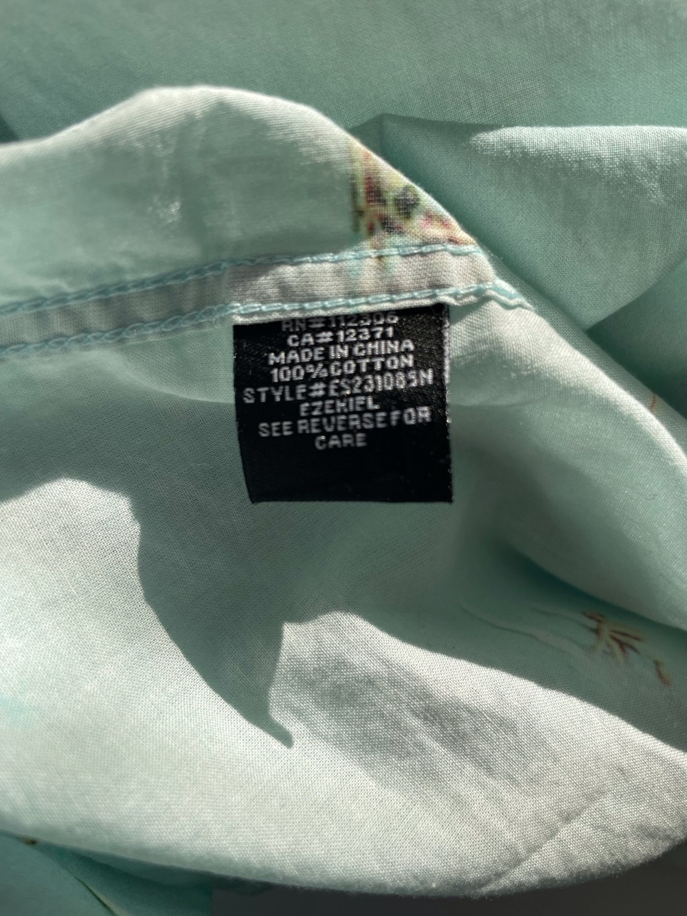Ezekiel Men's Surf Print Short Sleeve Button-Up 100% Cotton Shirt. XL. - Picture 5 of 5
